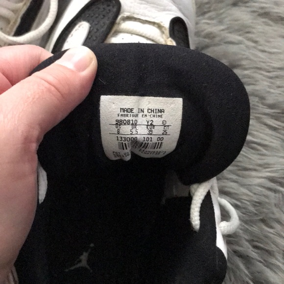 Vintage Women’s Air Jordan Nike high top sneakers - Picture 8 of 8